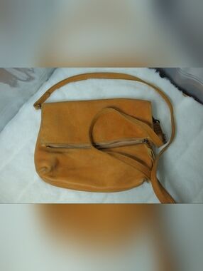 ABLE Foldover Crossbody Leather- Cognac